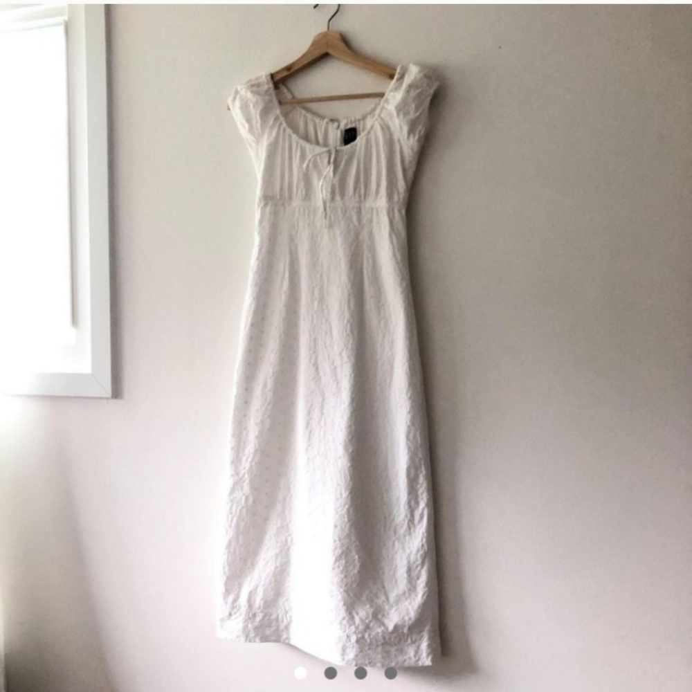 ISO GAP White Eyelet Milkmaid Maxi Dress